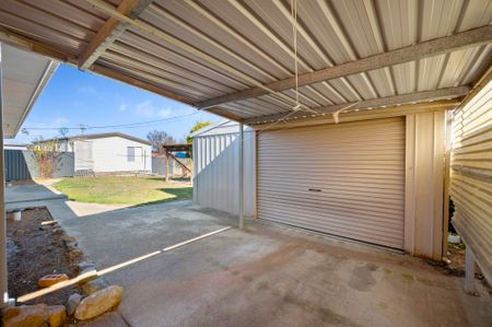 14 Benjee Place, Isabella Plains ACT 2905 - House For Rent - $650 | Domain - Photo 2