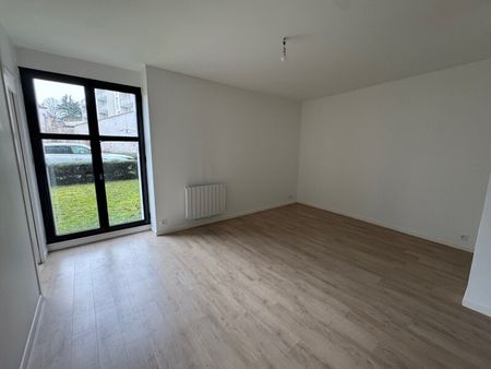 Location Appartement 2 pièces 50m² ORLEANS 45000 - Photo 2