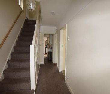 2 bedroom semi-detached house to rent - Photo 2
