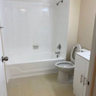 **HENRY CRT** Beautiful 2 Bedroom - Photo 4