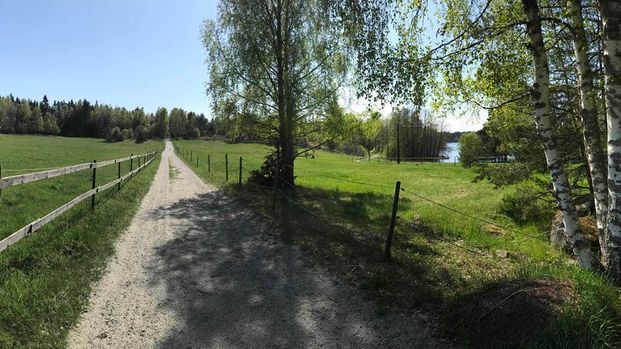 Växthusvägen, Bro - Foto 1