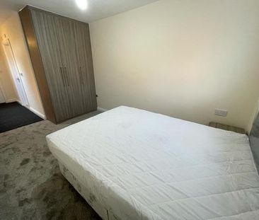 Chester Road North, Kidderminster - Photo 3
