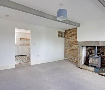 2 bedroom terraced house to rent - Photo 2