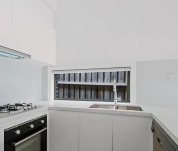 24B Albert Street, Mitcham, Melbourne - Photo 5