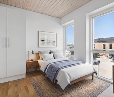 Moderne 4-værelses rækkehus til leje i Sabro – med egen have og car... - Photo 4