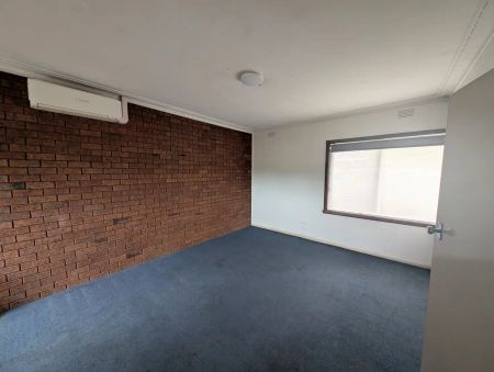 “Spacious two bedroom villa, close to Broadway Shopping Village & Reservoir Train Station” - Photo 5