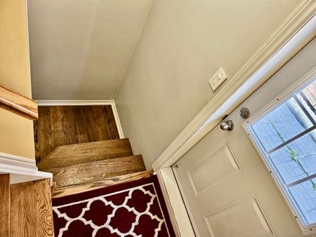 For Lease - 3366 Covent Crescent, Mississauga, Ontario - Photo 3