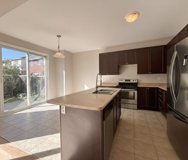 For Lease - 19 Apple Drive, Cambridge, Ontario - Photo 1