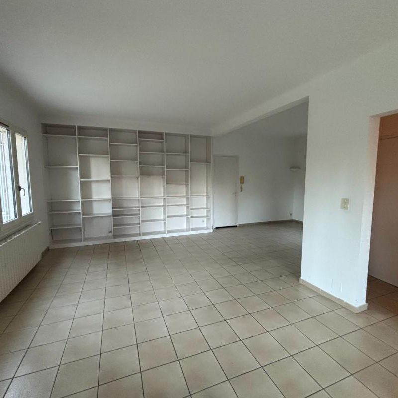 Location Maison 5 pièces 109m² LES ANGLES 30133 - Photo 1