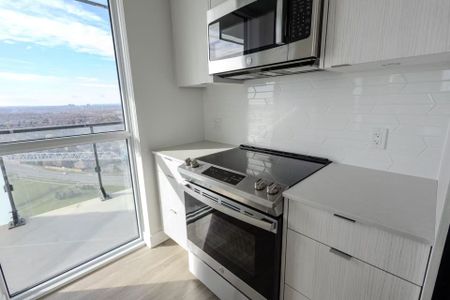 For Lease - 4130 Parkside Village Drive Unit# 2210, Mississauga, Ontario - Photo 4
