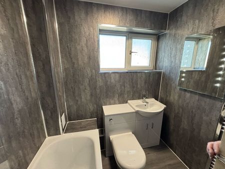 2 Bed Flat, Napier Drive, G51 - Photo 3