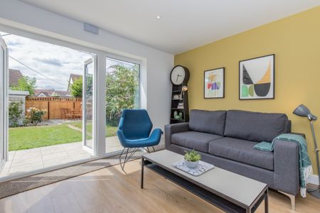 Luxury 6 bed House share with 4 En-suites and 1 spacious shared Bathroom Show less - Photo 4