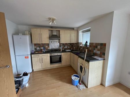 2 bedroom apartment to rent - Photo 4