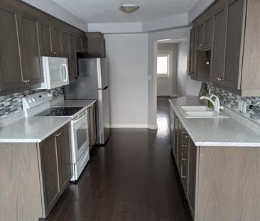 For Lease - 758 Grand Banks Drive, Waterloo, Ontario - Photo 6