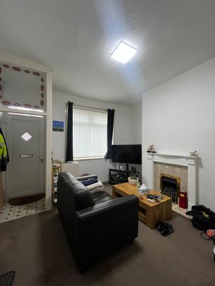 Lever Street, Radcliffe - Photo 1