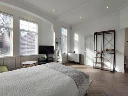 Studio to rent - Photo 4