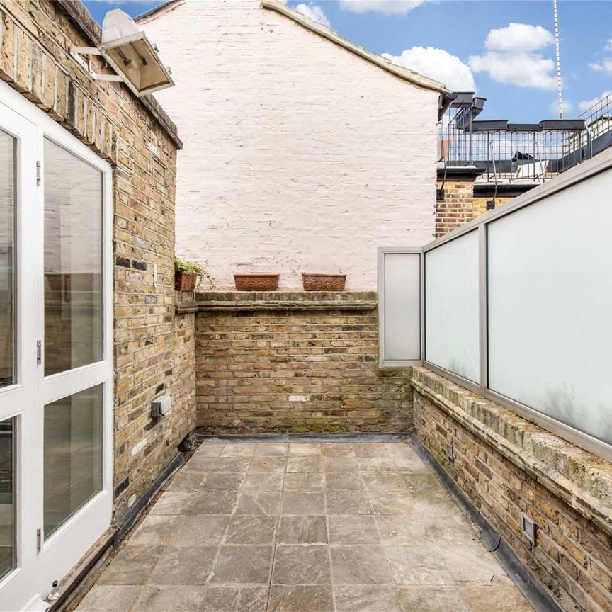 Ladbroke Road, Holland Park, W11 - Photo 1