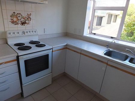 City Townhouse with garage - Photo 4