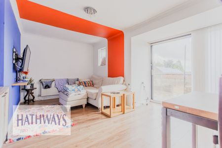 2 bed terraced house to rent in North Road, Cwmbran, NP44 - Photo 4