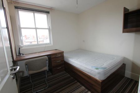 5 bedroom flat to rent - Photo 5