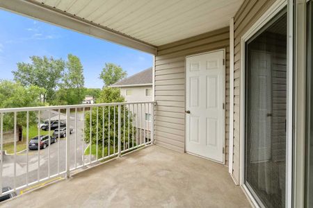 1390 Lauzon Road condo — Windsor, ON (2-Bedroom) - 2 Bedroom - Photo 3