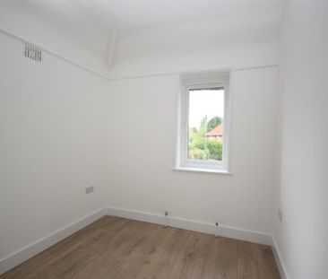 Bryony Road, Shepherds Bush, London, W12 0SS - Photo 2