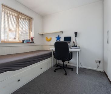 4 Bed Detached House, Whitstable Place, CR0 - Photo 4