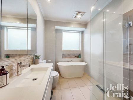 38 Daniell Place, Kew - Photo 3
