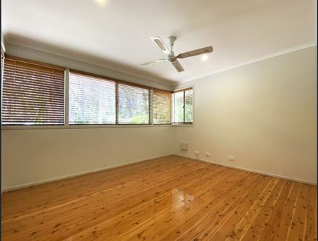 6 Yaruga Street, Bateau Bay, NSW 2261 - Photo 4