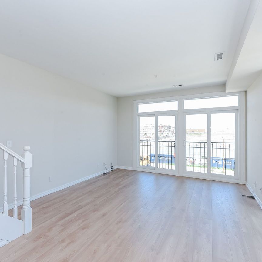 For Lease - 3531 Lakeshore Boulevard Unit# 311, Toronto, Ontario - Photo 1