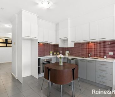 Classic 2Br Apartment in Glen Huntly! - Photo 6