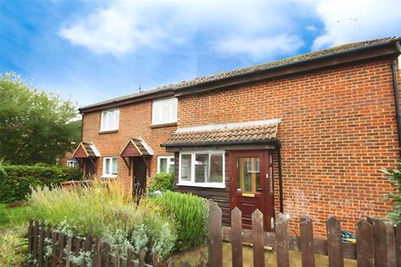 Elder Close, Guildford, Surrey, GU4 7YW - Photo 5