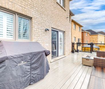 For Lease - 280 Miller Park Avenue Unit# (Upper Portion), Bradford ... - Photo 4