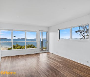 Outstanding recently renovated 1 bedroom apartment! - Photo 5