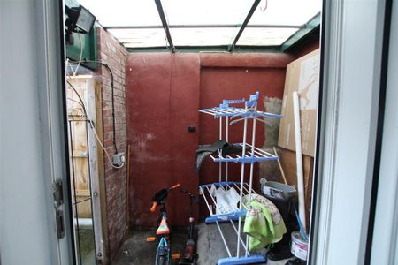 2 bedroom house to rent - Photo 3