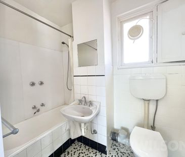 Neat 1 bedder in the heart of Balaclava - Photo 4