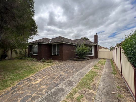 76 Victory Street, Keilor Park VIC 3042 - Photo 1