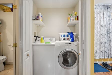 For Lease - 161 Devonsleigh Boulevard Unit# Lower, Richmond Hill, Ontario - Photo 2