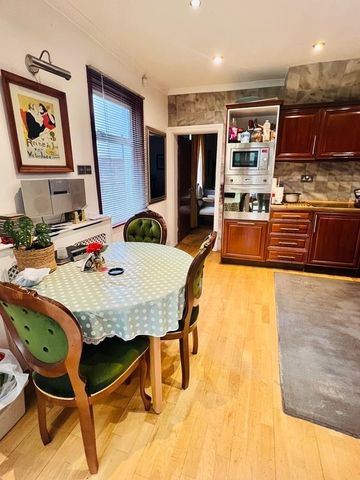 Room in a Shared House, Queens Road, E11 - Photo 5