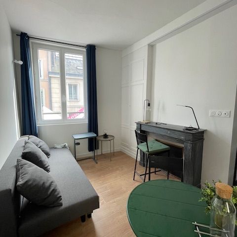 Location Appartement 1 pièce 13m² - Photo 1