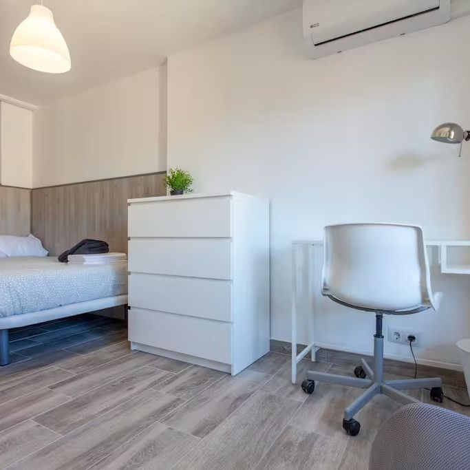 Carrer de Sèneca, Valencia, Valencian Community 46021 - Photo 1