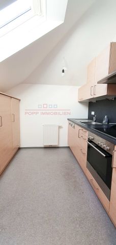 Vermietet | Beethovenstraße – UNIVERSITÄTSVIERTEL Großzügig, Dachgeschoß, 2 getrennt begehbare Zimmer - Foto 5