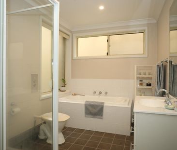 3 Bedroom Terrace - Photo 4