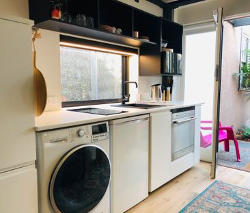 Modern Furnished Studio in the Heart of Elwood - Photo 3
