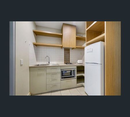 308B2/23 King William Street, Adelaide, SA 5000 - Photo 3