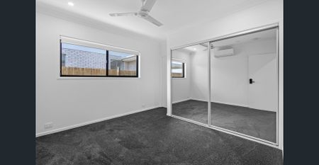 4 BED + 3 BATH HOUSE IN COVELLA ESTATE - Photo 2