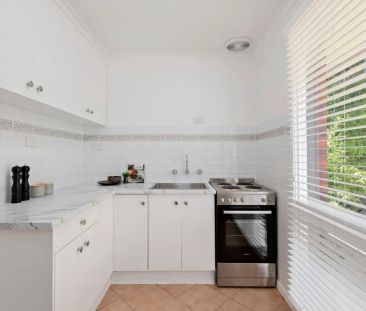 Fabulous Villa Unit in Prime Brunswick East Location - Photo 4