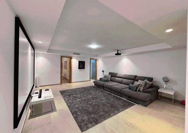 Luxury Villa for rent in Estepona, Spain