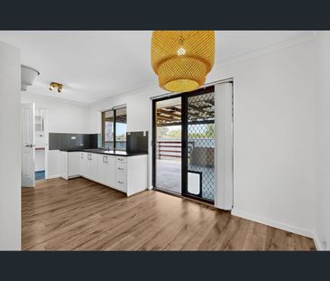 5 Tamma Court, Heathridge, WA 6027 - Photo 2