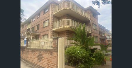 Expansive Top Floor Living With Lock-up Garage - Photo 3